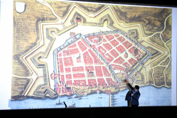 Click to zoom the picture.