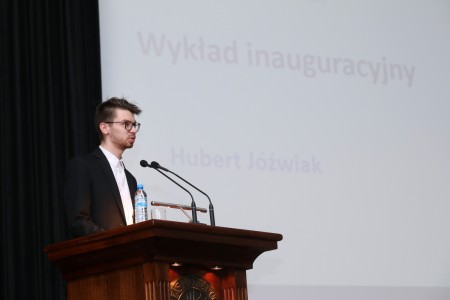 Wykład inauguracyjny najlepszego absolwenta Wydziału i Uczelni 2019/2020 [fot.A. Romański]