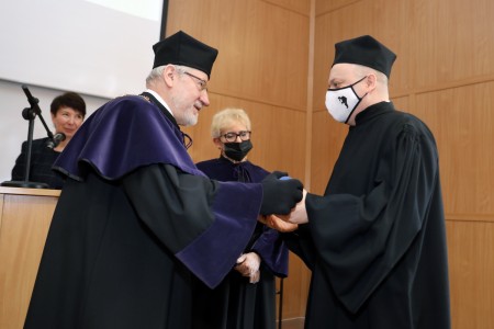 Kliknij, aby powiększyć zdjęcie.