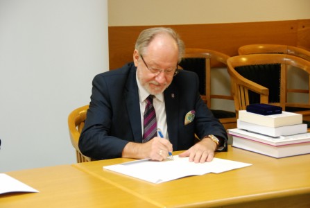 Kliknij, aby powiększyć zdjęcie.