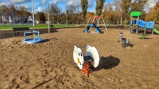 Drugi etap budowy UCS. Plac zabaw dla dzieci do 5 lat. Kliknij, aby powiększyć zdjęcie.