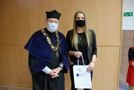 Click to zoom the picture.