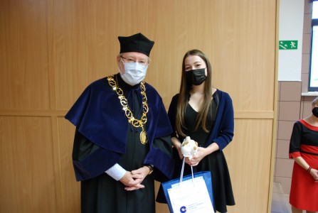 Click to zoom the picture.