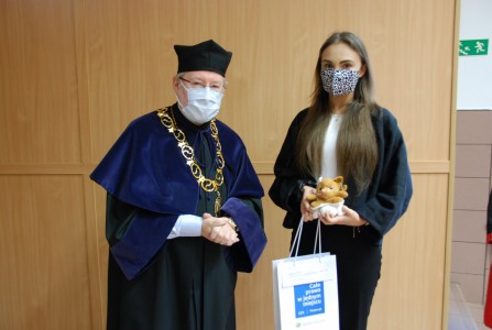 Click to zoom the picture.