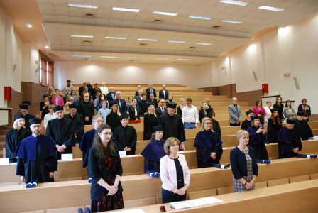 Click to zoom the picture.