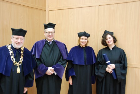 Click to zoom the picture.