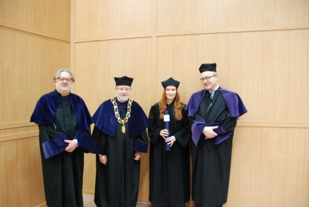 Click to zoom the picture.