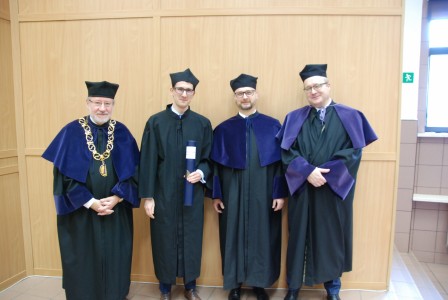 Click to zoom the picture.