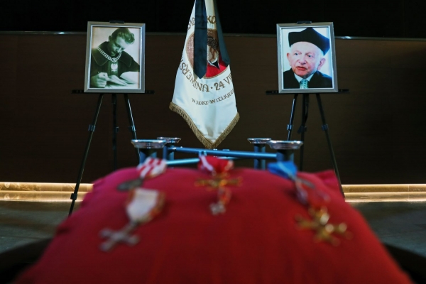 Click to zoom the picture.