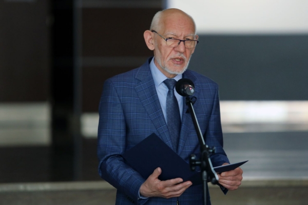 Click to zoom the picture.