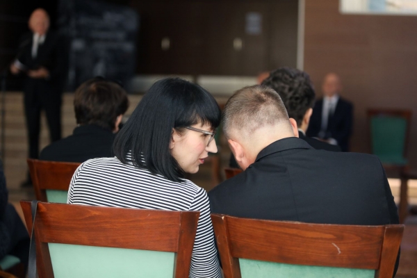 Click to zoom the picture.