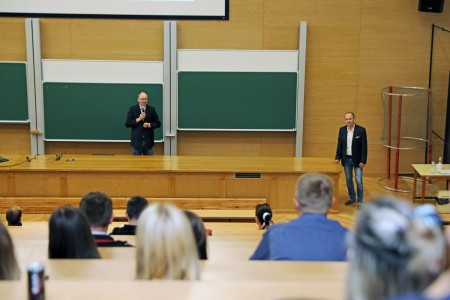 Fotorelacja z IV Targów Praktyk. Kliknij, aby powiększyć zdjęcie.