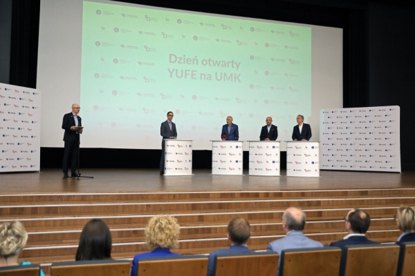 Click to zoom the picture.