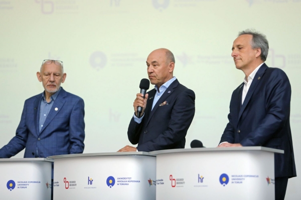 Click to zoom the picture.