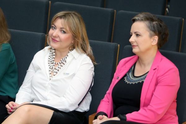 Click to zoom the picture.