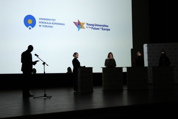 Click to zoom the picture.