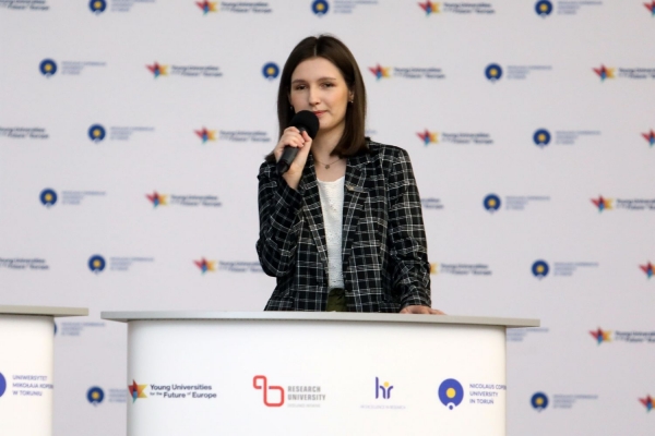 Click to zoom the picture.