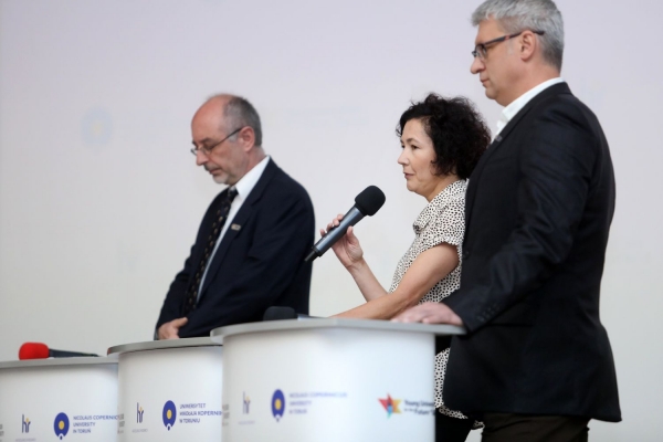 Click to zoom the picture.