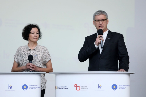 Click to zoom the picture.