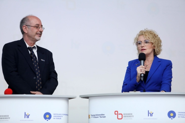 Click to zoom the picture.