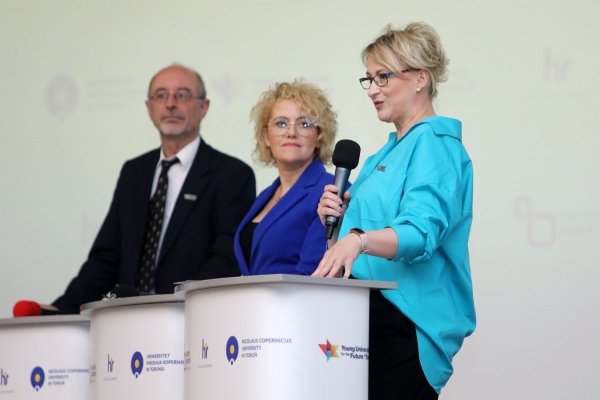 Click to zoom the picture.