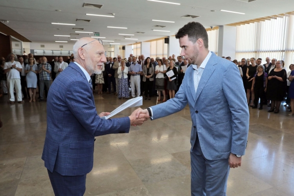 Kliknij, aby powiększyć zdjęcie.