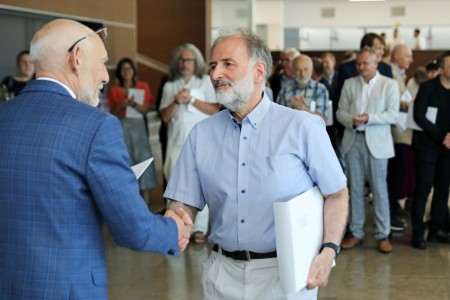Uroczyste wręczenie nagród kadrze naukowej UMK. Kliknij, aby powiększyć zdjęcie.