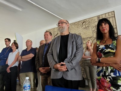 Uroczystość odsłonięcia tablicy pamiątkowej ku czci Profesora Andrzeja Sadleja. Kliknij, aby powiększyć zdjęcie.