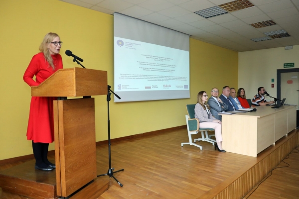 Kliknij, aby powiększyć zdjęcie.