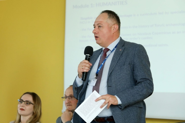 Kliknij, aby powiększyć zdjęcie.