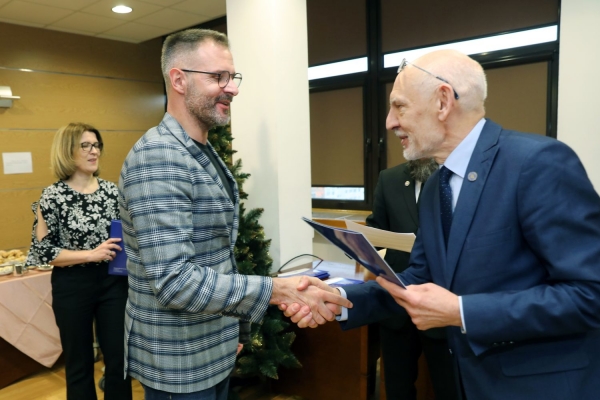 Kliknij, aby powiększyć zdjęcie.