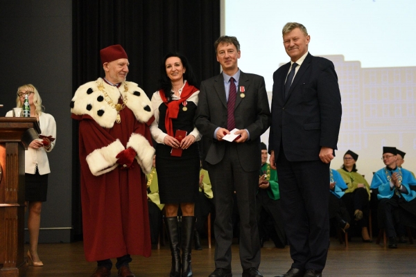 Kliknij, aby powiększyć zdjęcie.