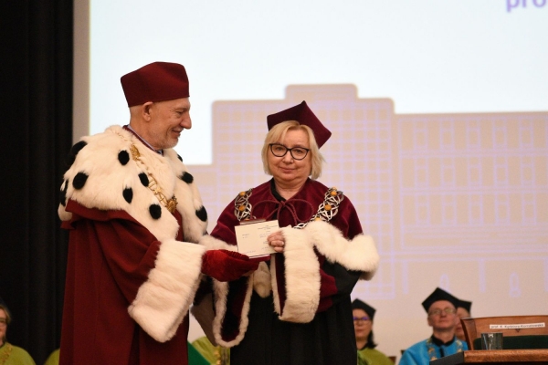 Kliknij, aby powiększyć zdjęcie.