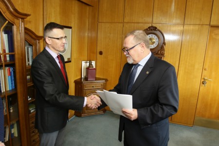 Mianowanie mgr Adama Czajkowskiego na stanowisko kierownika SPNJO, grudzień 2016 [fot. Andrzej Romański]