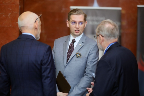 Kliknij, aby powiększyć zdjęcie.