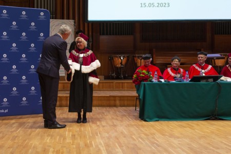 MEDALE WOJEWODY DLA PROFESORÓW z COLLEGIUM MEDICUM. Kliknij, aby powiększyć zdjęcie.