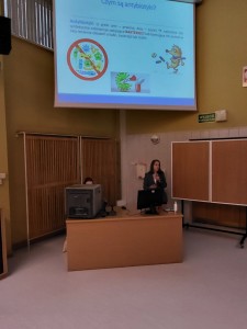 Warsztaty dla licealistów . Kliknij, aby powiększyć zdjęcie.