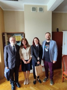 Spotkanie w Dziekanacie Wydziału Farmaceutycznego CM UMK: Prof. Stefan Kruszewski, Prof. Diana Ivanova, Pani Miglena Stoeva, Prof. Artur Słomka. Kliknij, aby powiększyć zdjęcie.