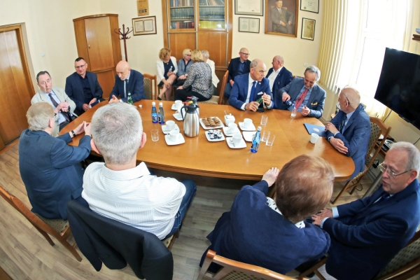 Kliknij, aby powiększyć zdjęcie.