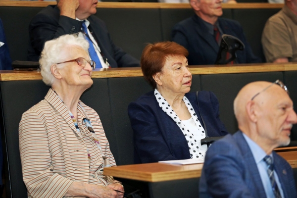 Kliknij, aby powiększyć zdjęcie.