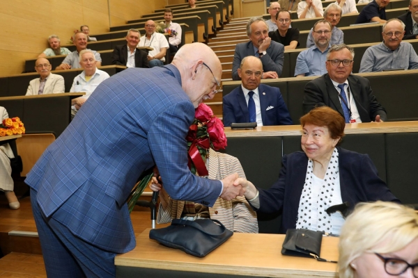 Kliknij, aby powiększyć zdjęcie.