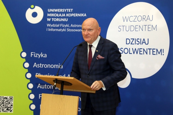 Kliknij, aby powiększyć zdjęcie.