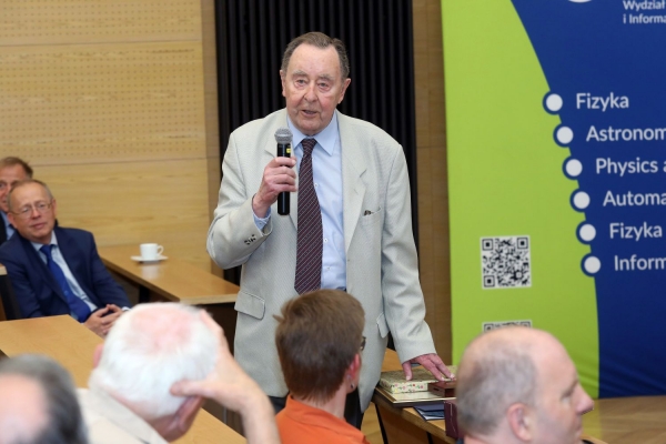 Kliknij, aby powiększyć zdjęcie.