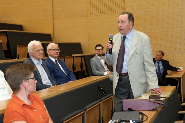 Kliknij, aby powiększyć zdjęcie.