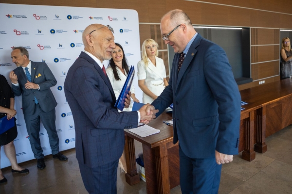 Kliknij, aby powiększyć zdjęcie.