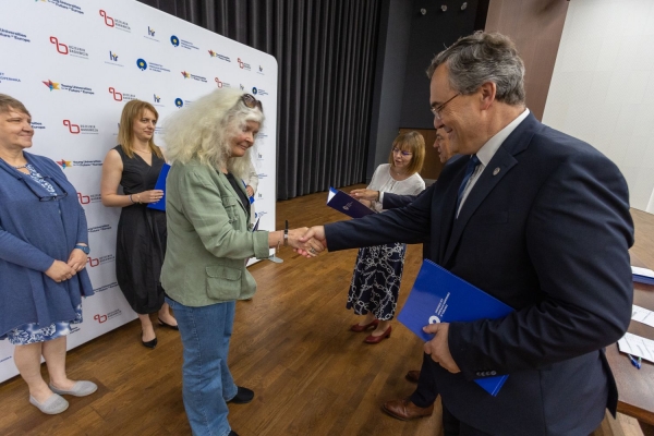 Kliknij, aby powiększyć zdjęcie.