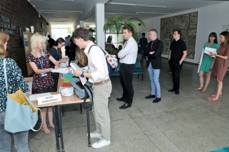 Uczestnicy XVI KSD podczas wykładów i sesji posterowej. Kliknij, aby powiększyć zdjęcie.