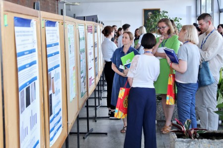 Uczestnicy XVI KSD podczas wykładów i sesji posterowej. Kliknij, aby powiększyć zdjęcie.