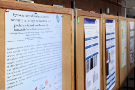 Uczestnicy XVI KSD podczas wykładów i sesji posterowej. Kliknij, aby powiększyć zdjęcie.