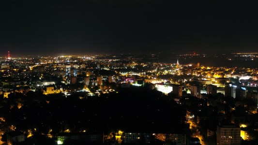 Click to zoom the picture.
